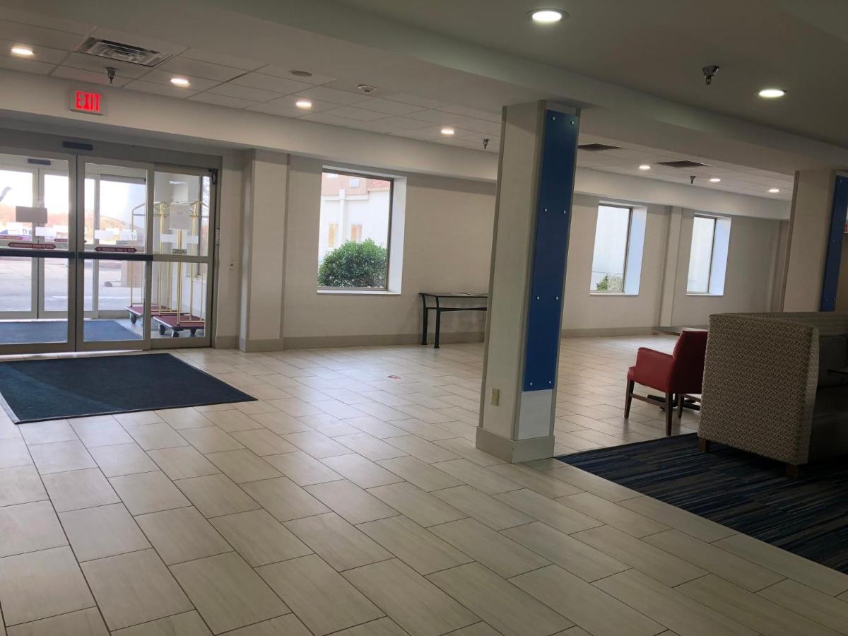 匹兹堡西米夫林智选假日套房酒店 外观 照片